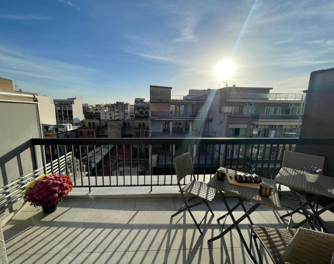 Thesspacious Apartment Szaloniki Kültér fotó
